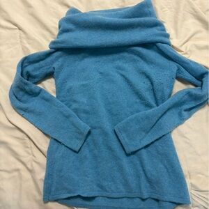 Cozy Blue Women's Sweater 100% Cashmere